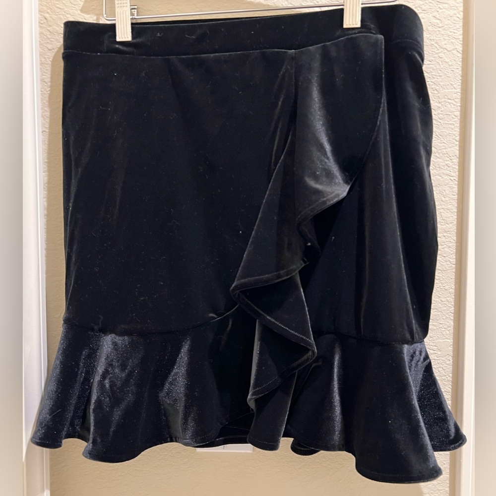 Express Black Velvet Skirt